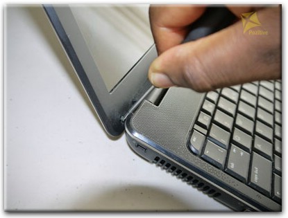 Замена экрана ноутбука Compaq в Ульяновске